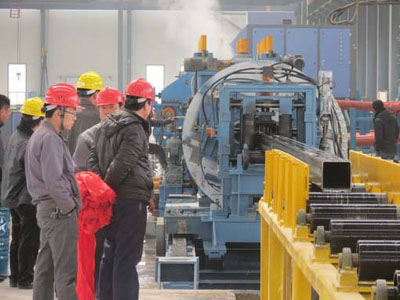 Q235B方管車間展示